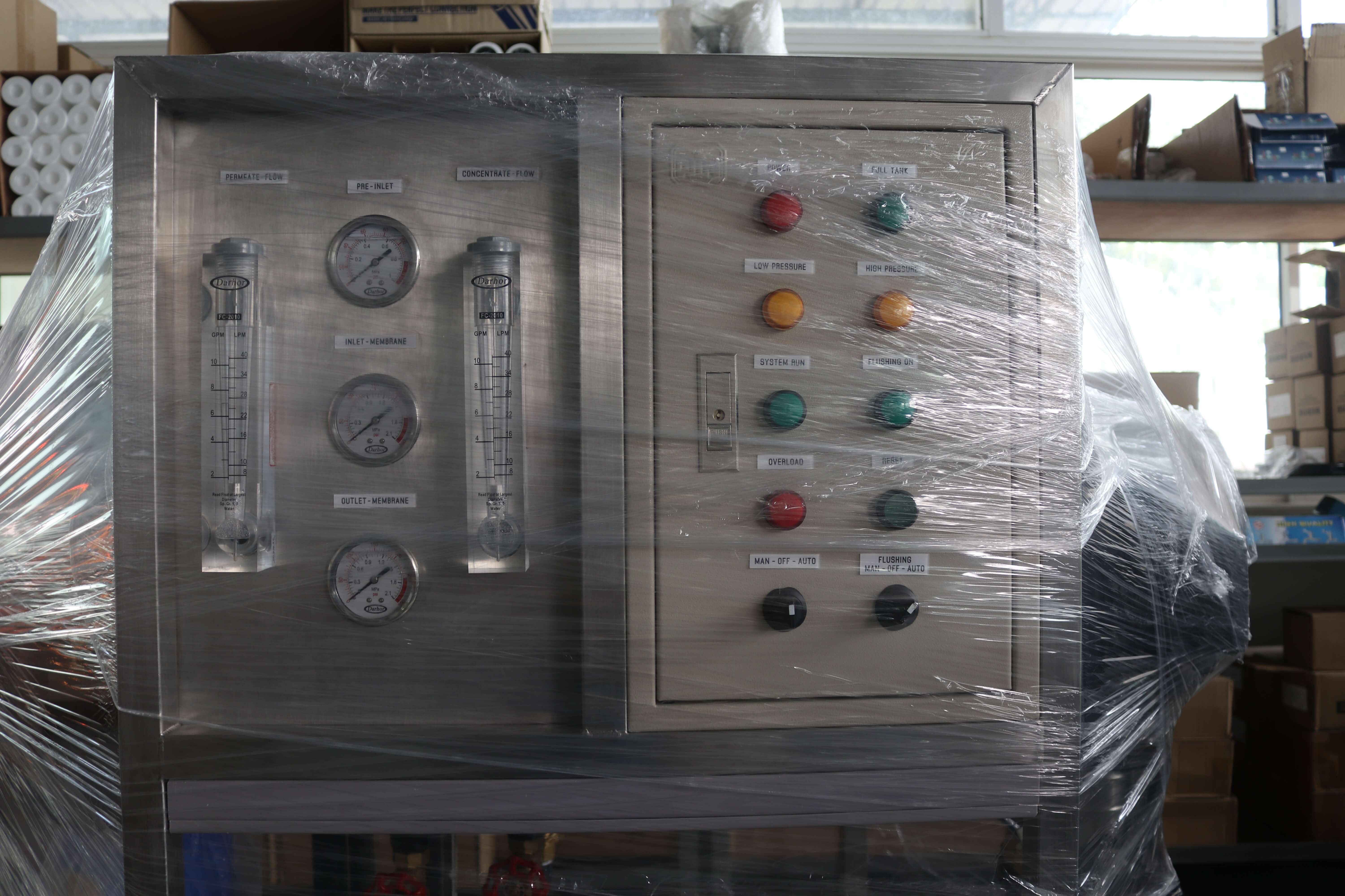 เครื่องกรองน้ำroขนาดกลาง12000ลิตร