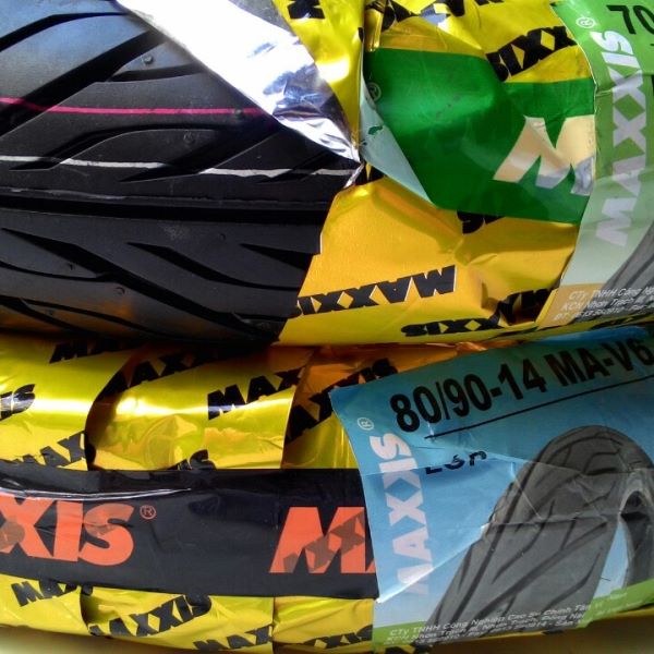 ยางนอก เรเดียล ลายไฟ ขอบ 14 Maxxis