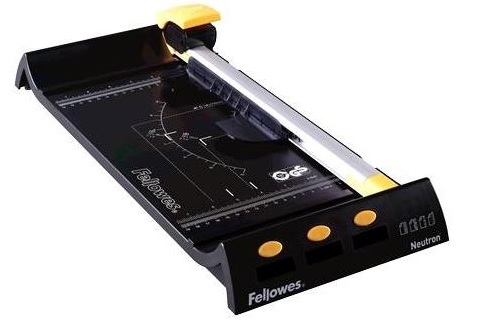 แท่นตัดกระดาษ Fellowes รุ่น Neutron A4 ( นิวตรอน เอ4 )