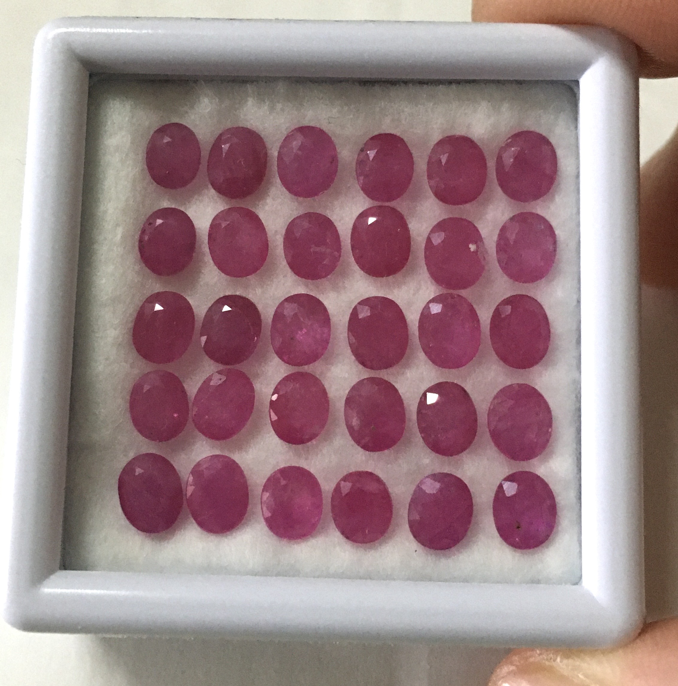 (เหมากล่อง) ทับทิมพม่า เผาเก่า ทับทิมแท้ 30 เม็ด 15.45 กะรัต พลอยแท้ เนื้อดี สีหวานม๊าก ไฟดีม๊ากจ้า