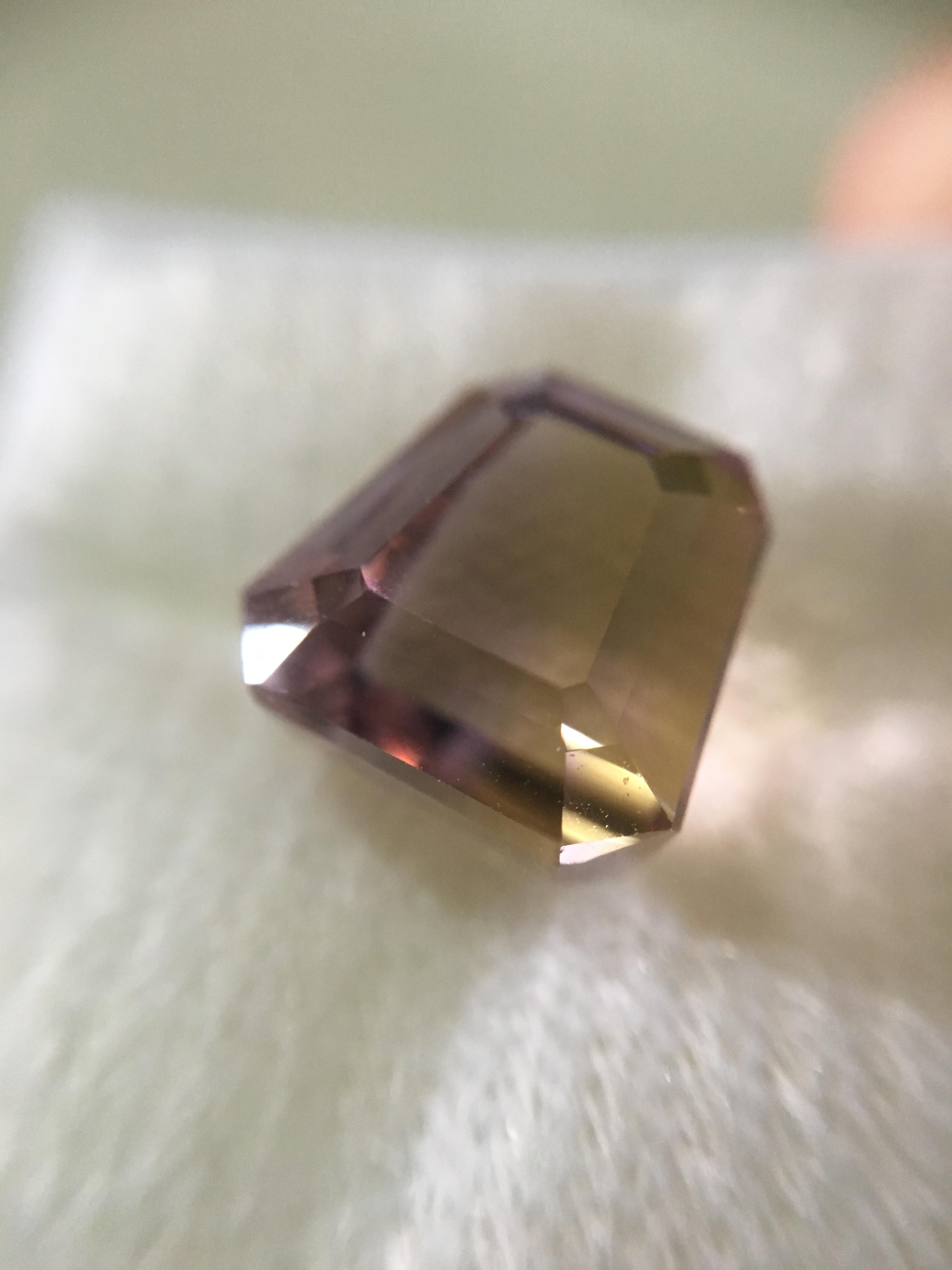 AMETRINE อเมทรินแท้ 6.9 กะรัต เจียรแฟนซี เนื้อใสไฟดีมาก พลอยดิบ สวยคัดให้แล้วจ้า