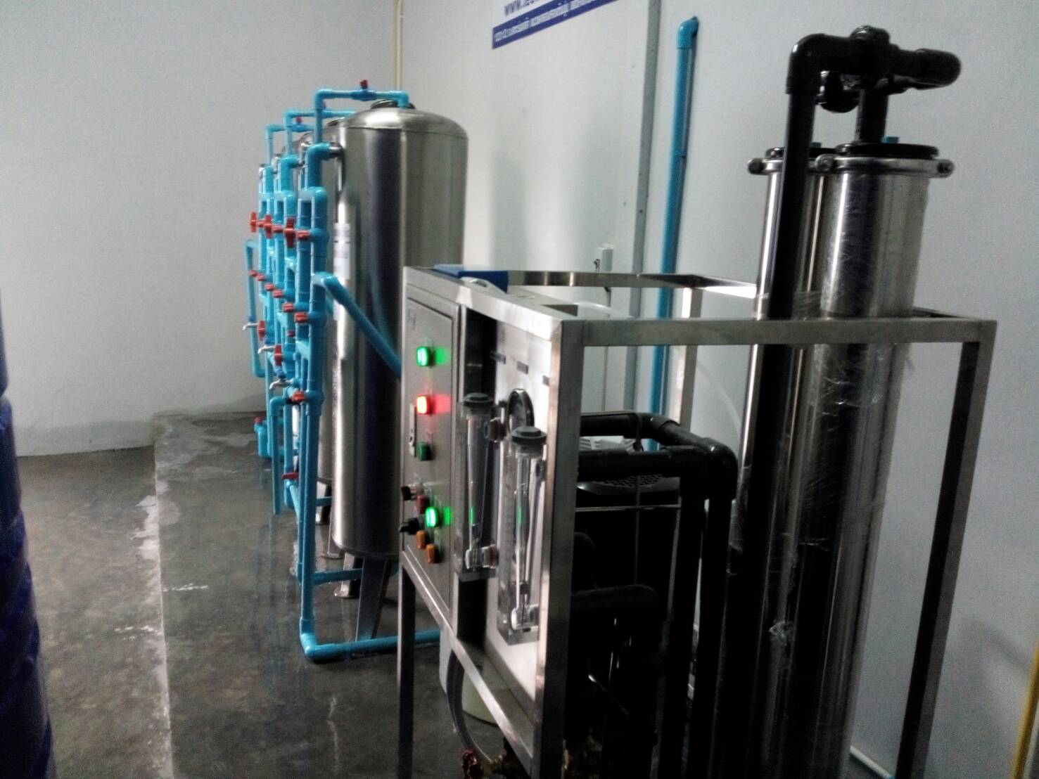 รับติดตั้งโรงงานผลิตน้ำดื่ม6,000ลิตรพร้อมขอเลขหมายอ.ย