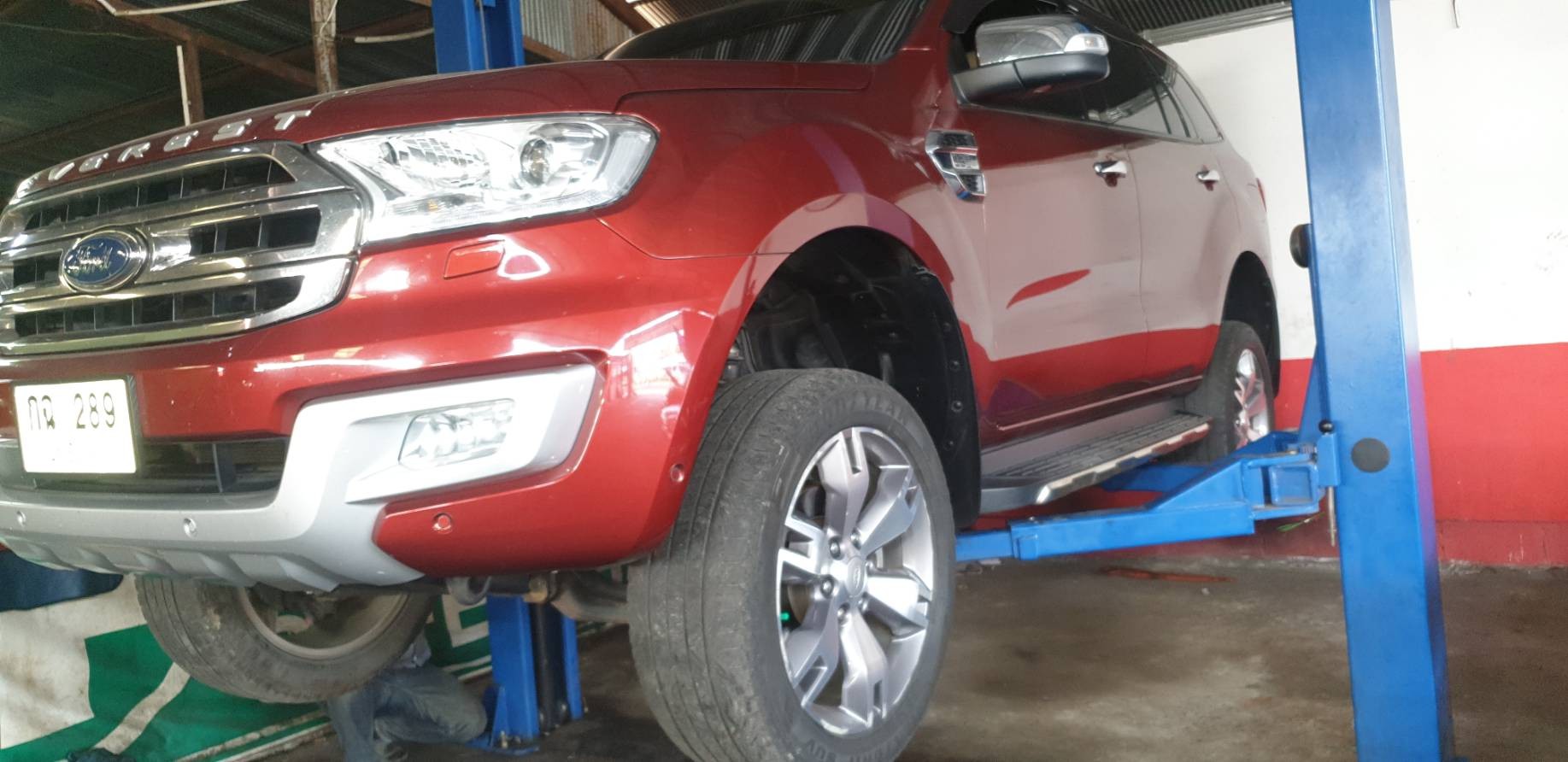 ท่ออินเตอร์คูลเลอร์ LH ฟอร์ดเอเวอร์เรส 2015-2018 3.2 / FORD EVEREST ปี 2015-2018 3.2 L / DAIKIN THAILAND