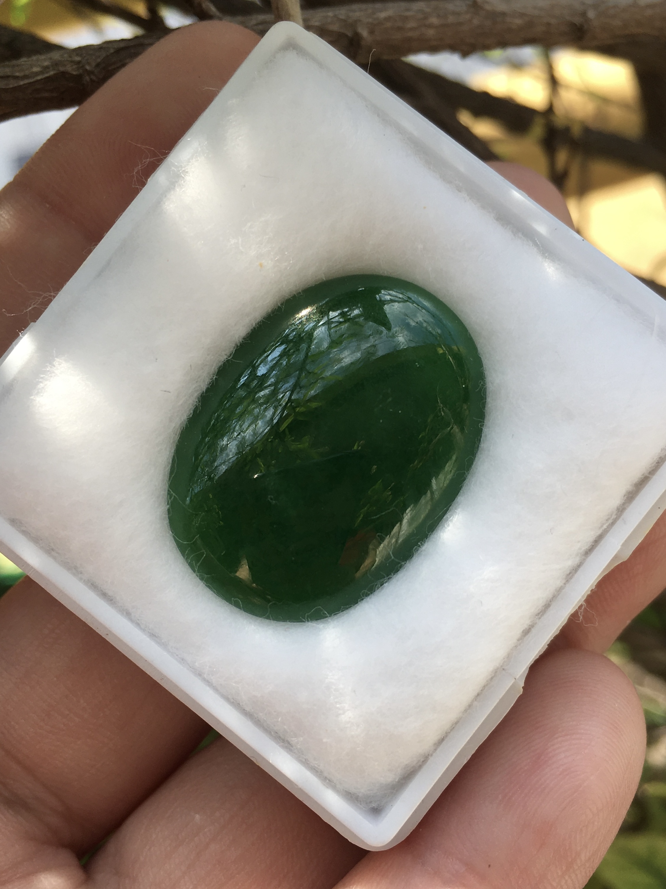 JADEITE หยกแท้ 19.58 cts. เม็ดใหญ่ไซส์บิ๊ก เนื้อดีสีสวยม๊ากค่ะ