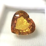 บุษราคัม โคลนนิ่ง 6.7 กะรัต พลอยสังเคราะห์เนื้อแข็ง ทรงหัวใจ เหลี่ยมคมเนื้อสวยจัด ไฟดีม๊าก