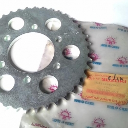 สเตอร์หลัง 40 T 6 รู ซูซูกิ TS125