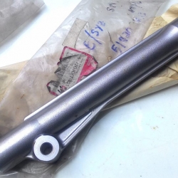 กระบอกโชคอัพหน้าขวาดรัมเบรค แท้ ฮอนด้า สไมล์ Smile