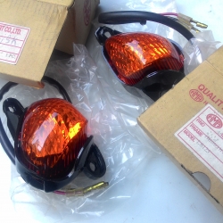 ไฟเลี้ยวหน้าซ้ายขวา ฮอนด้า LS125 เก่า