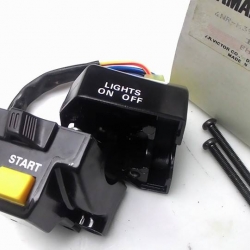 สวิทซ์แฮนด์ขวาแท้ ยามาฮ่า Y111