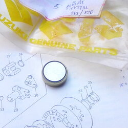 ลูกปืนถ้วยตุ๊กตาเกียร์ คริสตัล RC110 Crystal