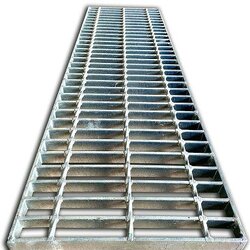 ตะแกรงเหล็กปิดรางระบายน้ำคอนกรีตสำเร็จรูป (GRATING HOT DIP GALVANIZED)