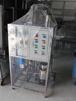 เครื่องกรองน้ำอุตสาหกรรมระบบ Reverse Osmosis (RO) ยี่ห้อ UNIPURE กำลังการผลิต 6,000 ลิตรต่อวัน