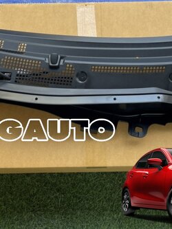 พลาสติกแผงคอจิ้งหรีด LH MAZDA 2 SKYACTIV ปี2014-2018 (1ชิ้น) /แท้