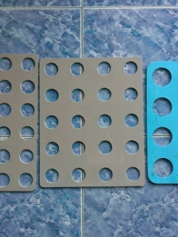 แผ่นล็อคคอขวดน้ำดื่ม12,20,24ช่อง