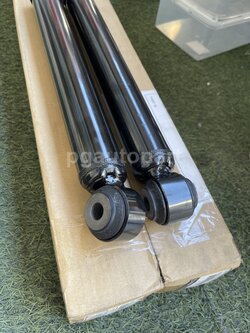 โช๊คอัพหลัง L-R MAZDA CX-8 2.2 ดีเซล & 2.5 L เบนซิน (คู่หลัง) แท้ / รูปจริง