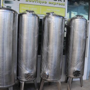 ถังกรองน้ำสแตนเลส (Stainless Steel Water Filter Tank)