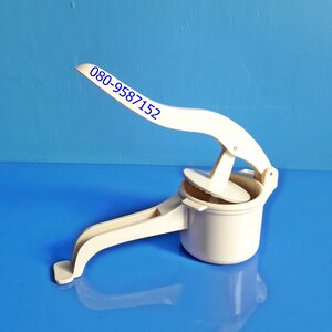 คั้นส้มพลาสติก มีด้ามจับ